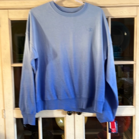 Champion Tops - NWT CHAMPION SWEATSHIRT OMBRÉ BLUE SIZE XXL ***NO LONGER MADE BY CHAMPION***